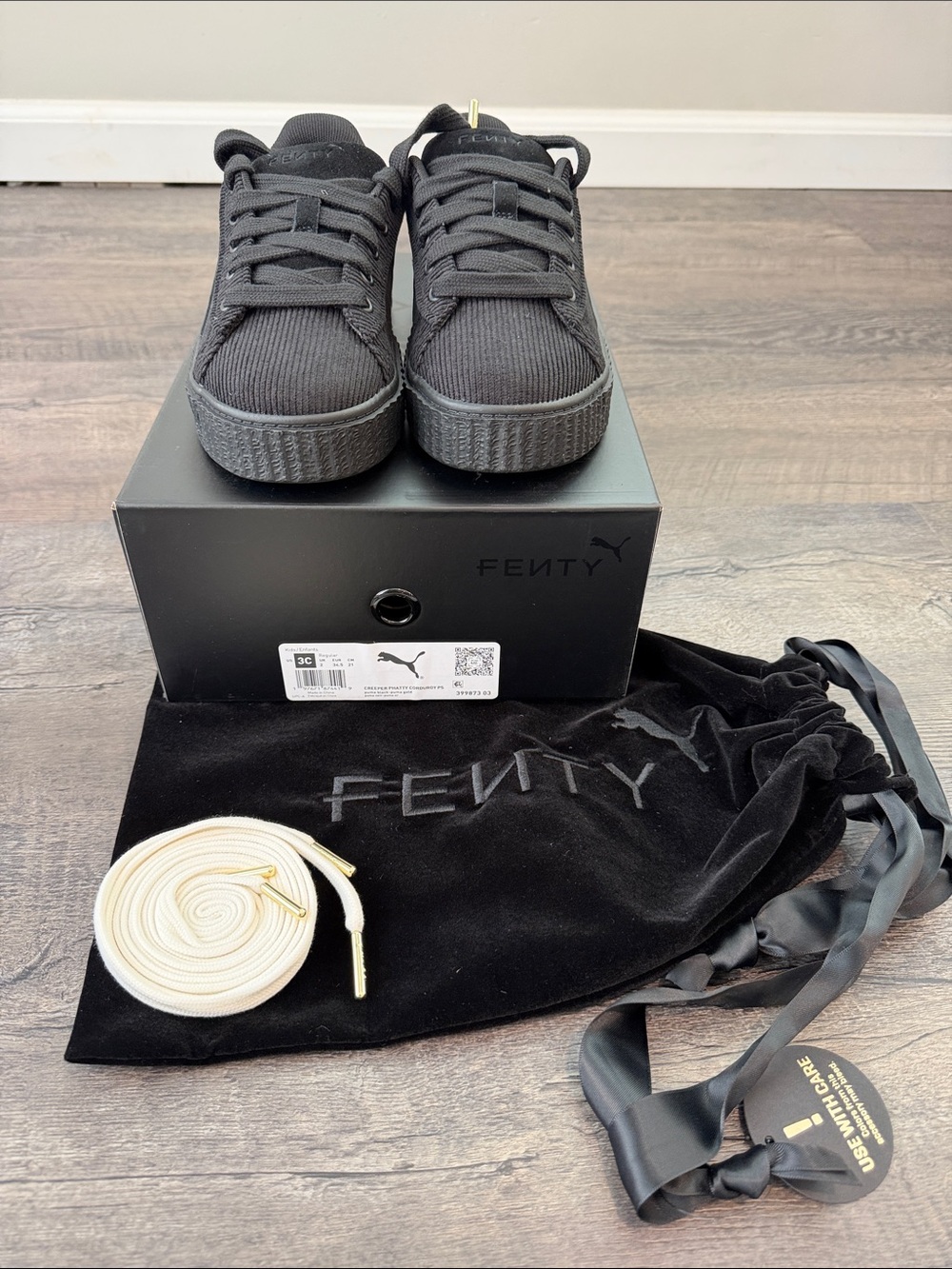 Puma FENTY 3 Creeper Phatty Black Corduroy Platform Sneaker w/Extra Cream Laces